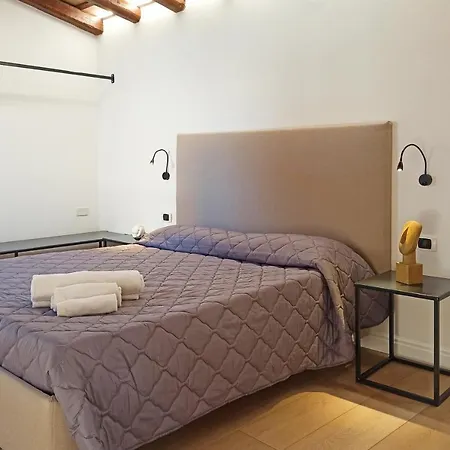Cortile Merce تراباني