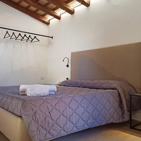 Cortile Merce تراباني