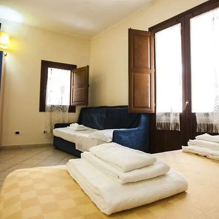 Cortile Merce Lejlighedshotel 2*