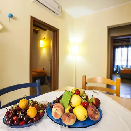 Cortile Merce شقة فندقية تراباني