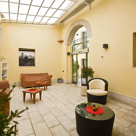 Cortile Merce Апарт-отель