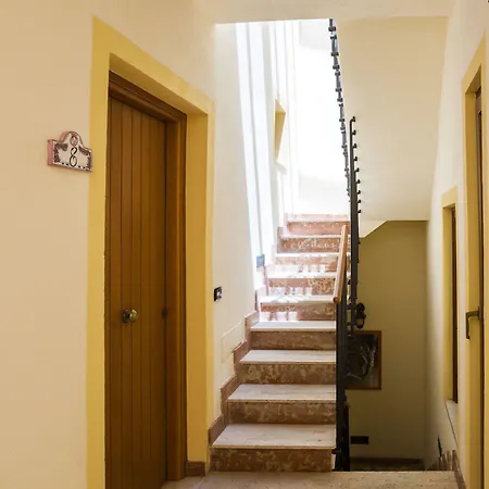 Cortile Merce 4* Trapani