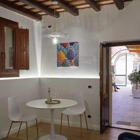 Cortile Merce Трапани