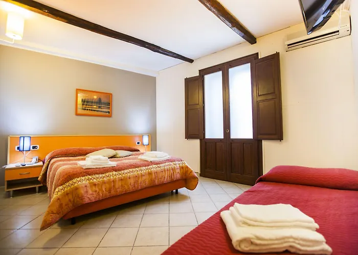 Aparthotel Cortile Mercè 4*