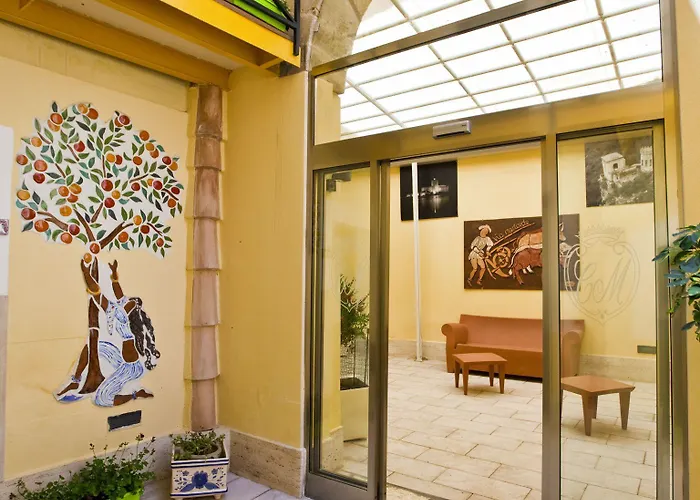 Cortile Merce Aparthotel Trapani