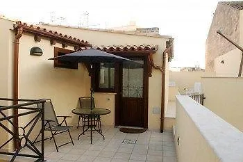 Aparthotel Cortile Mercè 4*