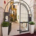 Cortile Merce Trapani