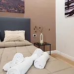 Cortile Merce Aparthotel 4*