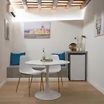 Cortile Merce Aparthotel Trapani