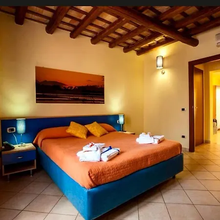 Cortile Merce Aparthotel 3*